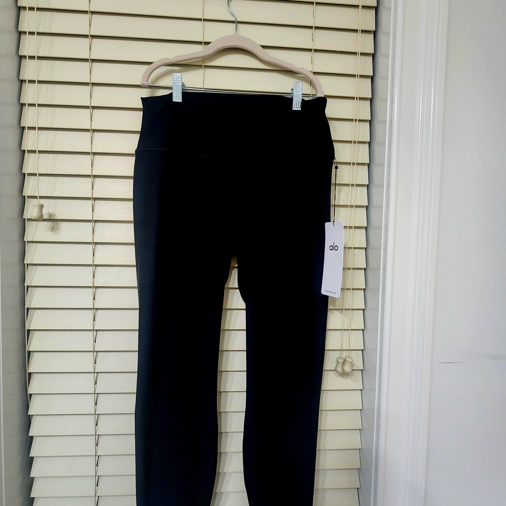 ALO Yoga Black Leggings
